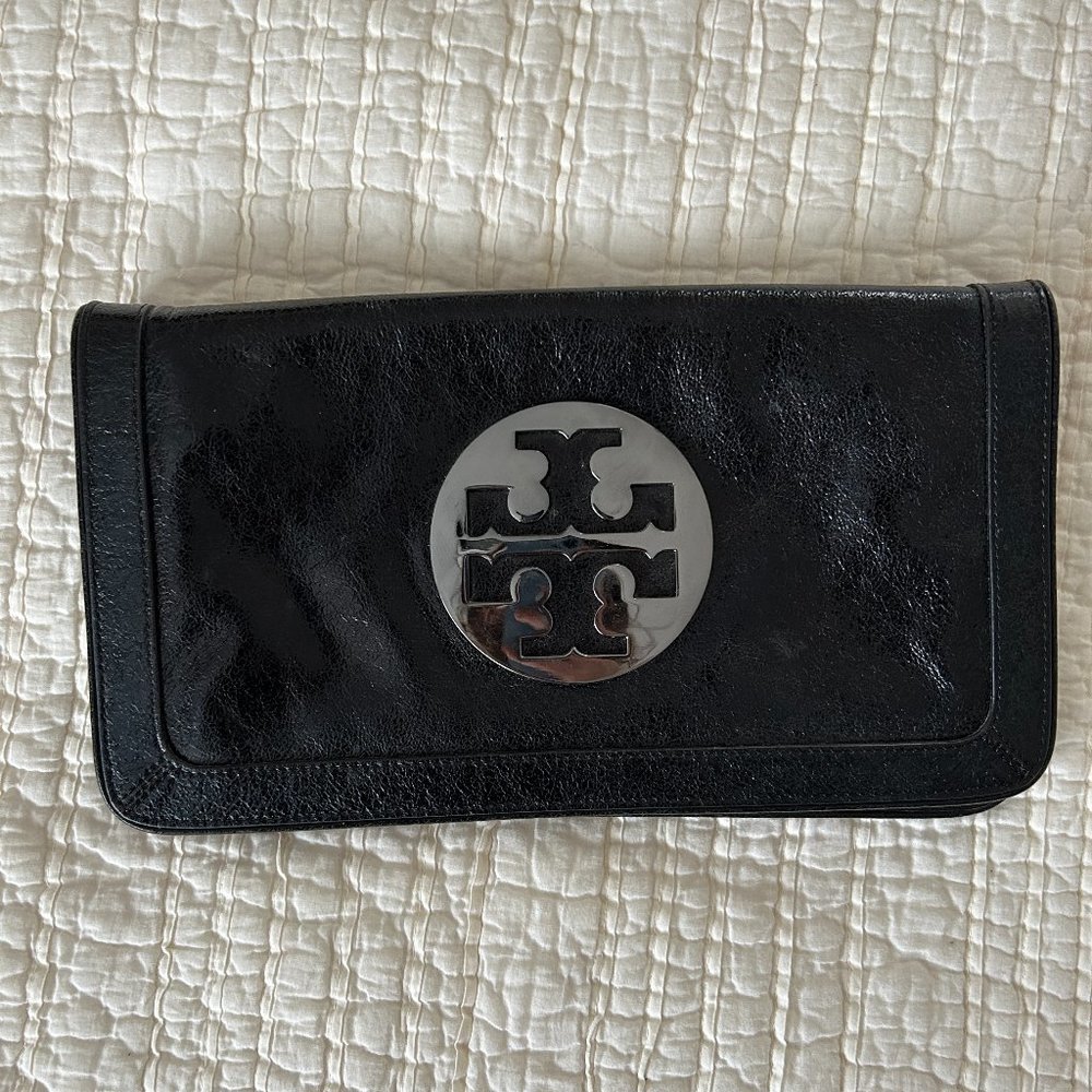 Tory Burch Clutch *Very Good Coniditon*